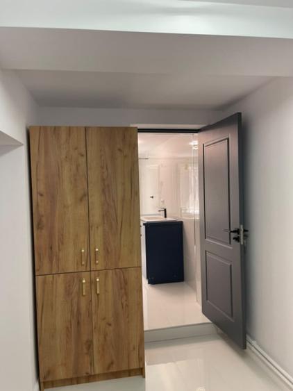 Apartament cu 3 camere decomandat în Ultracentral