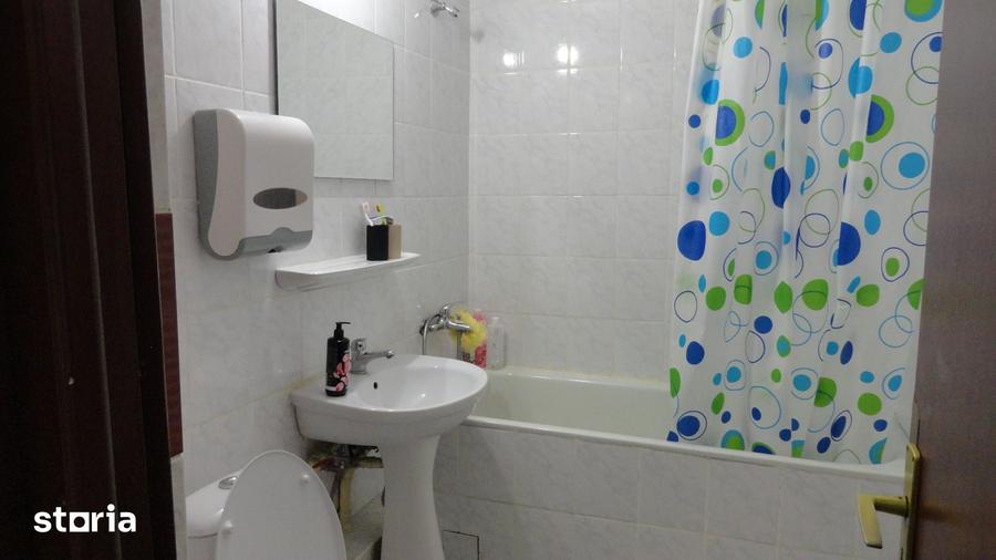 Apartament cu 3 camere în Mărăști