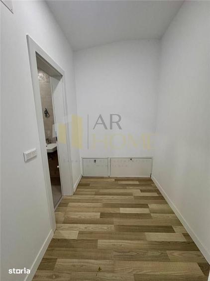 Casă cu 4 camere cu Teren 416 Mp în Păulești