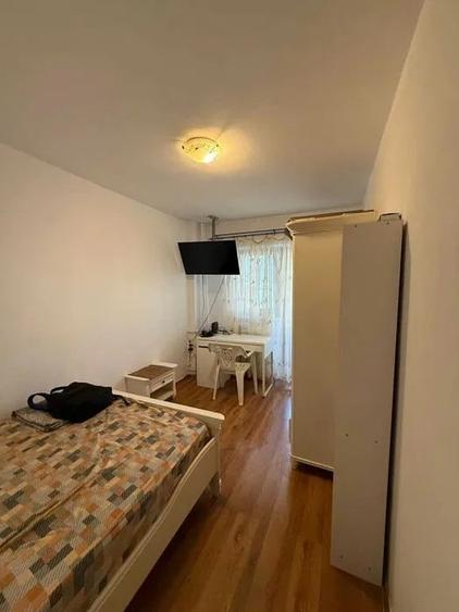 Apartament cu 2 camere decomandat în Mihai Bravu