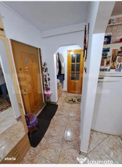 Apartament cu 2 camere decomandat, mobilat în Central
