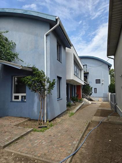 Casă cu 14 camere cu Teren 1000 Mp în Mehala