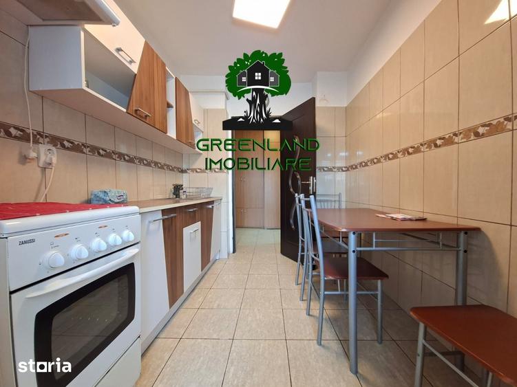Apartament cu 2 camere decomandat în Mircea cel Bătrân