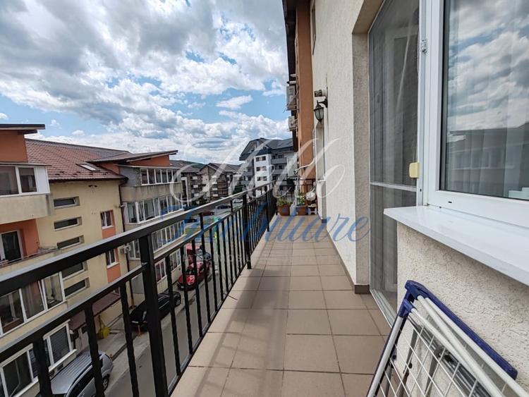 Apartament cu 2 camere semidecomandat, mobilat în Florești