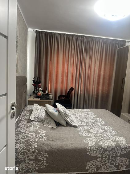 Apartament cu 3 camere semidecomandat în Central