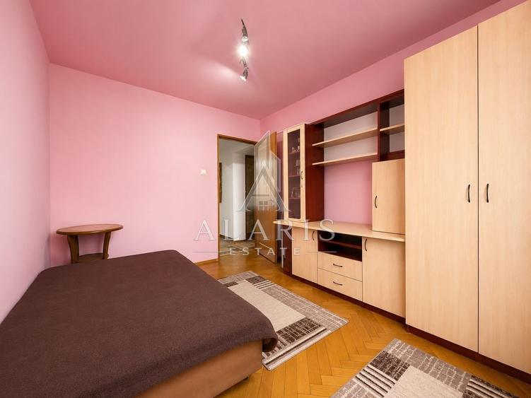 Apartament cu 4 camere decomandat, mobilat în Bucovina