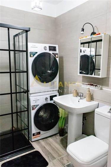 Apartament cu 2 camere decomandat în Metalurgiei