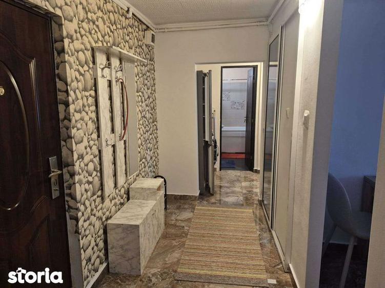 Apartament cu 2 camere decomandat în Steaua