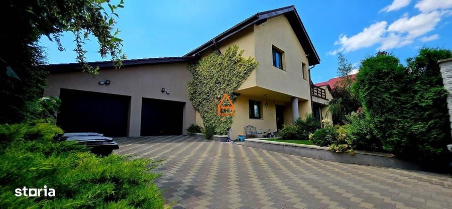 Casă cu 4 camere în Bucium
