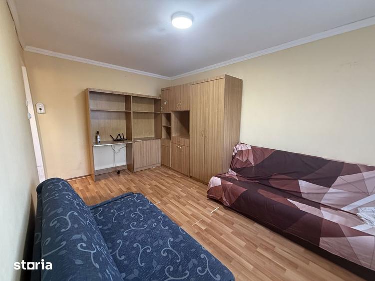 Garsonieră decomandată, mobilată în Odobescu