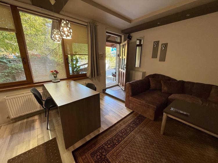 Apartament cu 2 camere semidecomandat în Plopilor
