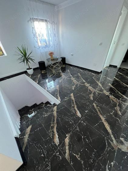 Casă cu 4 camere cu Teren 420 Mp în Valea Călugărească