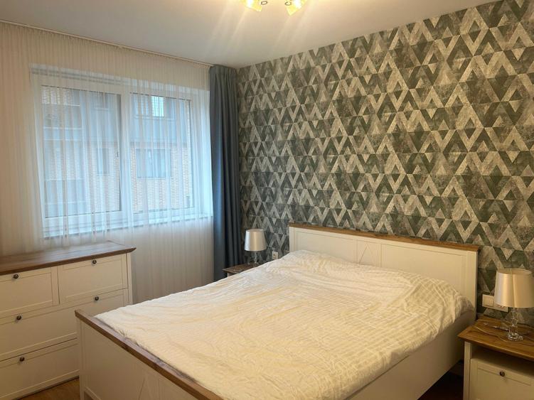 Apartament cu 2 camere semidecomandat în Chinteni