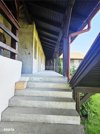 Casă cu Teren 1633 Mp în Central