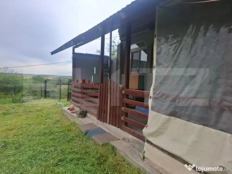 Casă cu 5 camere cu Teren 2300 Mp în Mătăsaru