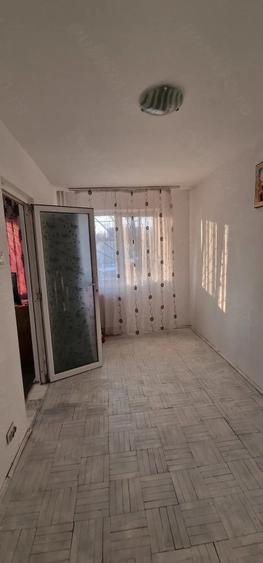 Apartament cu 2 camere nedecomandat în Vest