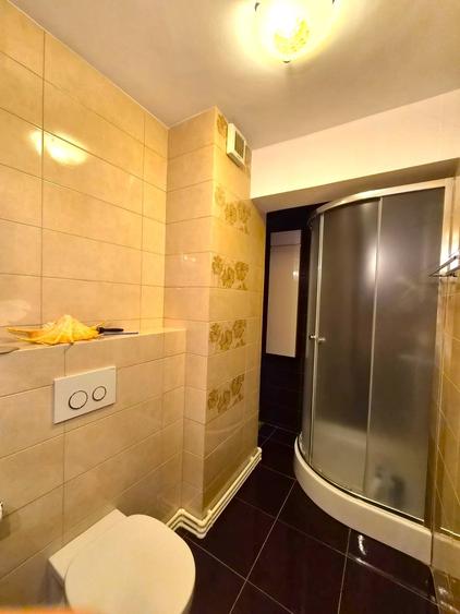 Apartament cu 4 camere decomandat în Tomis Nord