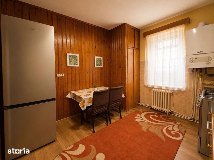 Apartament cu 3 camere decomandat în Bistrița Lac