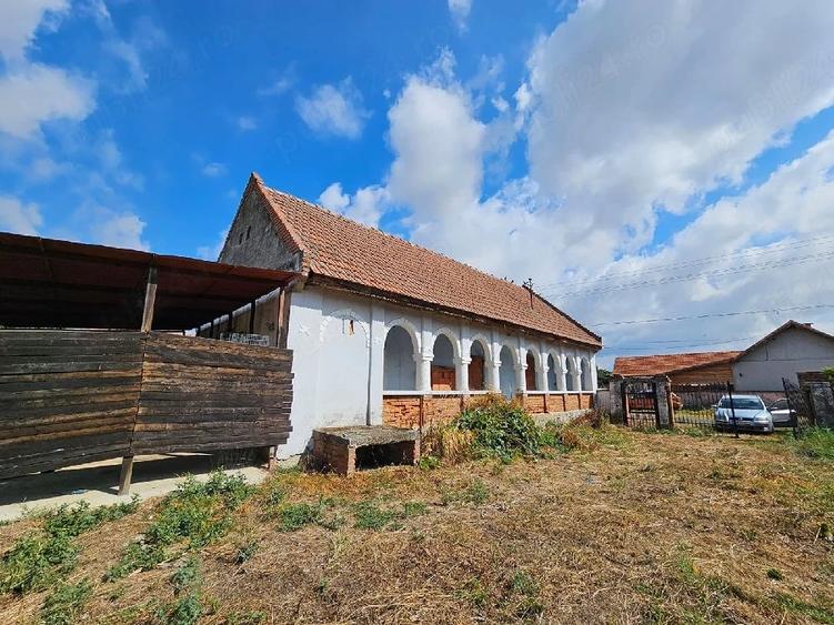Casă cu 2 camere cu Teren 1200 Mp în Drăgoiești