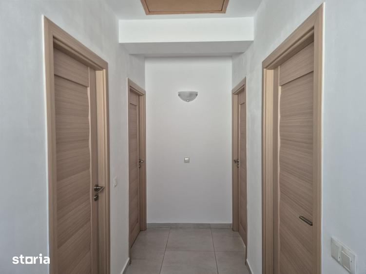 Casă cu 4 camere cu Teren 190 Mp în Domnești