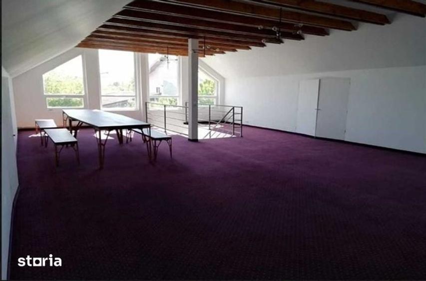 Casă cu 4 camere cu Teren 250 Mp în Băneasa