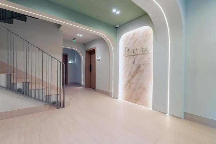 Apartament cu 3 camere decomandat în Moșilor