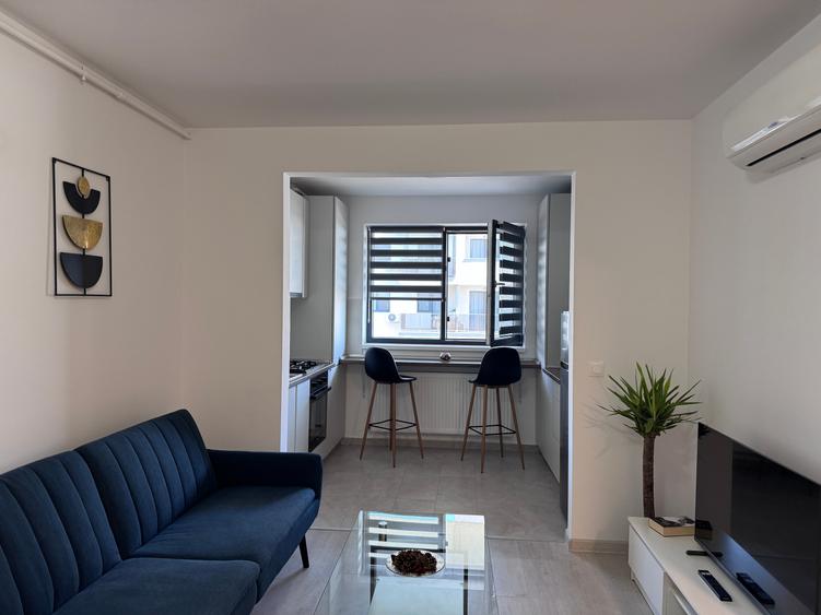 Apartament cu 2 camere semidecomandat în Theodor Pallady