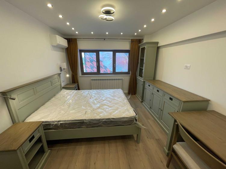 Apartament cu 2 camere decomandat în Piața Unirii
