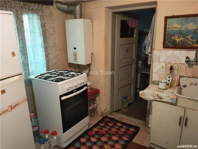 Vand casa in Tg. Ocna, teren 500 mp, central, la 500 metri de Penny