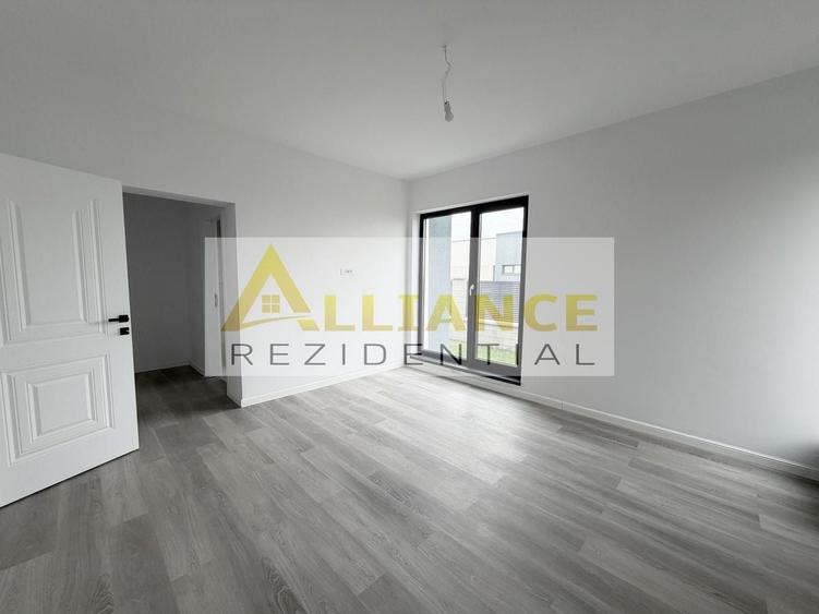 Casă individuală cu 4 camere cu Canalizare în Berceni