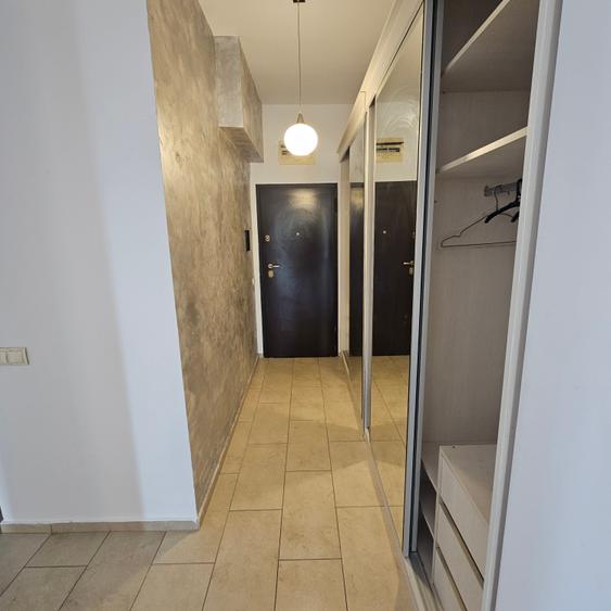 Apartament cu 2 camere decomandat în Pipera