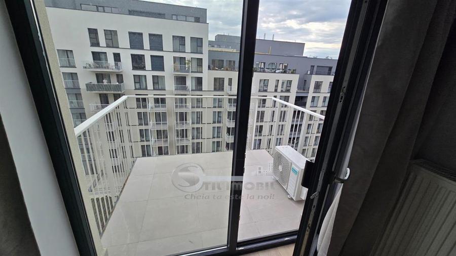 Apartament cu 2 camere decomandat în Baza 3