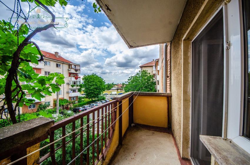 Apartament cu 3 camere, zona Alfa, Arad - 11