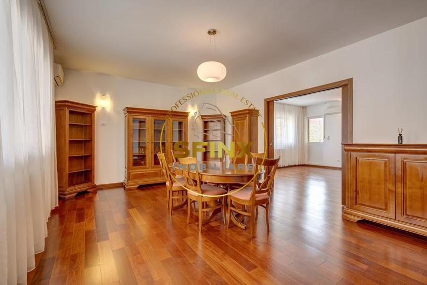 Apartament cu 4 camere decomandat, mobilat în Dacia
