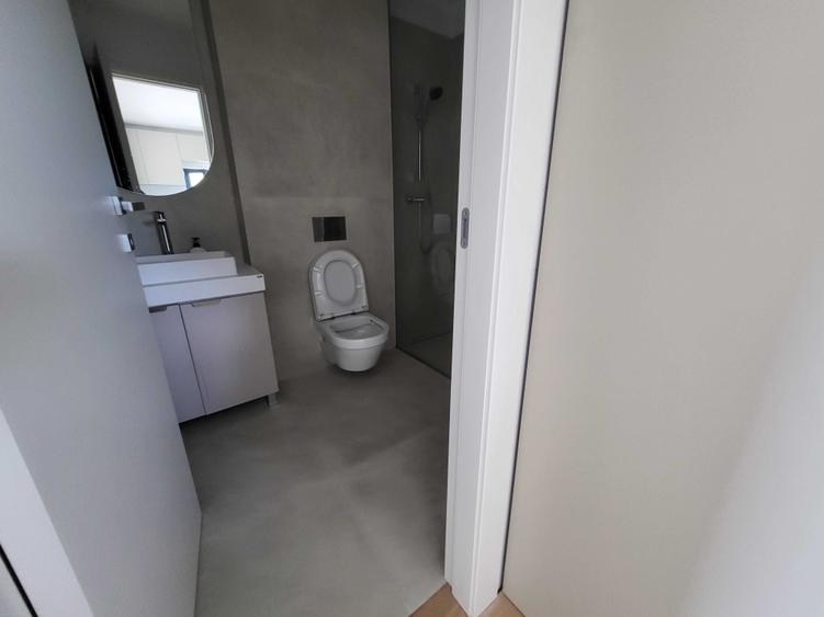 Apartament cu 2 camere decomandat în Tunari