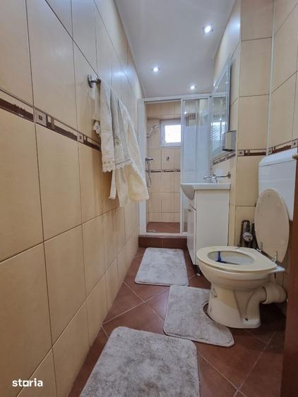 Apartament cu 4 camere decomandat în Matei Voievod