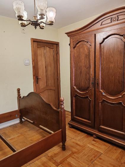 Apartament cu 3 camere semidecomandat în P-ța Gării