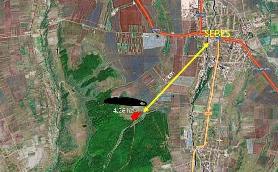 Teren de 42600 mp, în Central