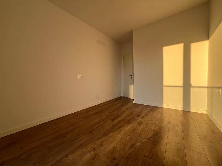 Apartament cu 2 camere în Barbu Văcărescu