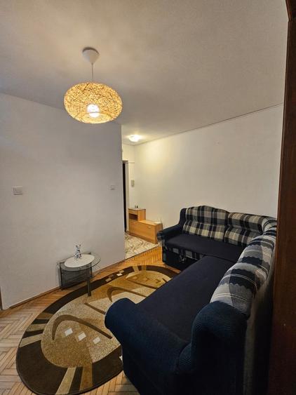 Apartament cu 2 camere semidecomandat în Șagului