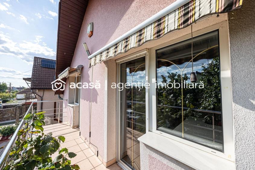 Casă individuală cu 6 camere cu Canalizare în Gai