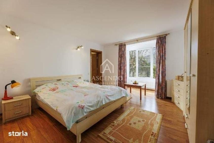 Casă cu 4 camere în Breaza de Sus