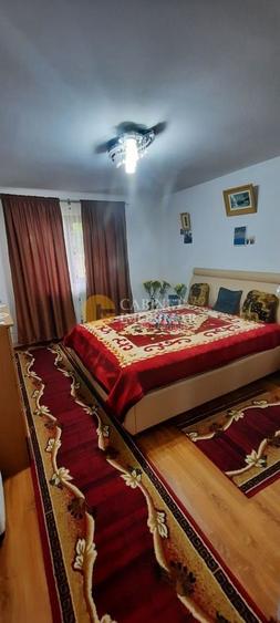 Casă individuală cu 4 camere cu Canalizare în Vocotești