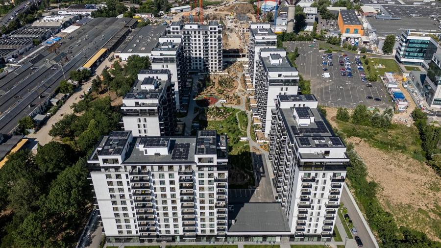 Penthouse cu 4 camere decomandat în Aviației