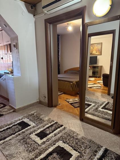 Apartament cu 2 camere decomandat în Ultracentral