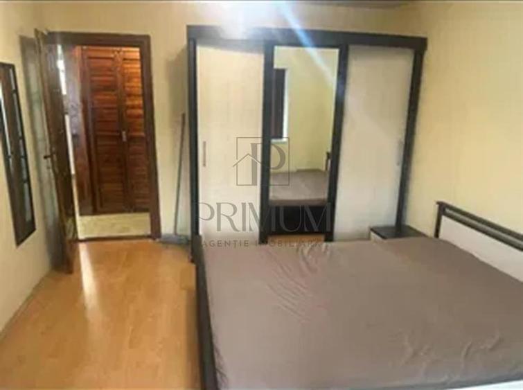 Apartament cu 3 camere decomandat, mobilat în Lipovei