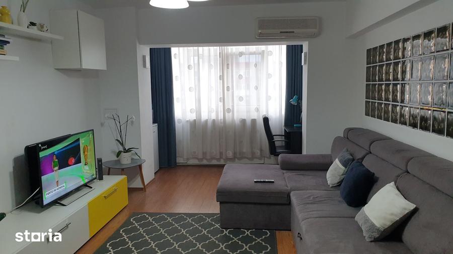 Apartament cu 2 camere decomandat în Vest