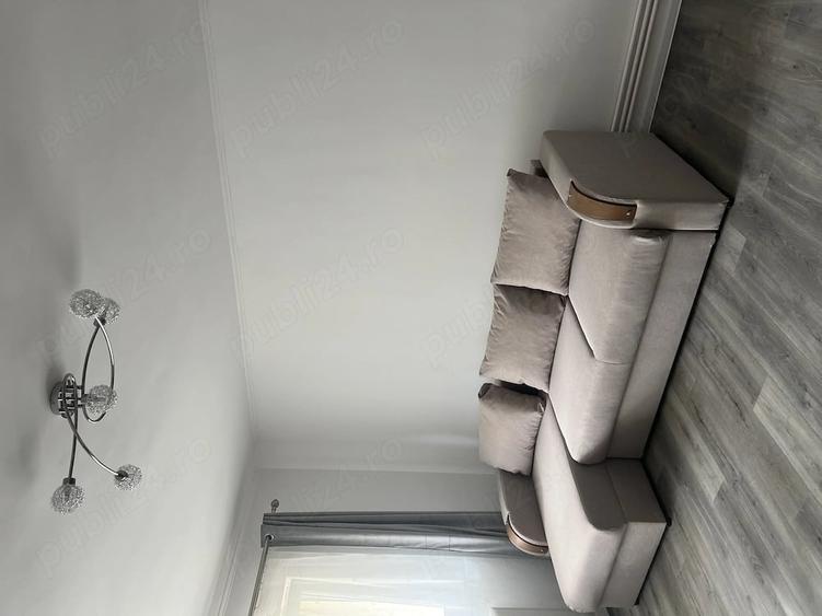 Apartament cu 3 camere decomandat în Exterior Vest