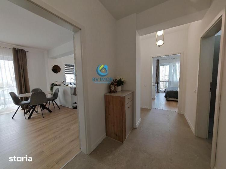 Apartament cu 3 camere, mobilat în Tractorul