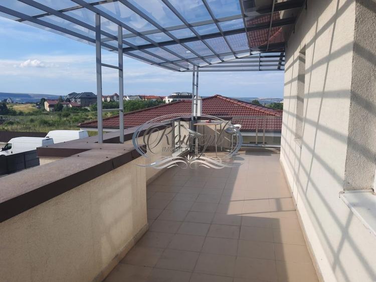 Apartament cu 2 camere decomandat, mobilat în Bună Ziua